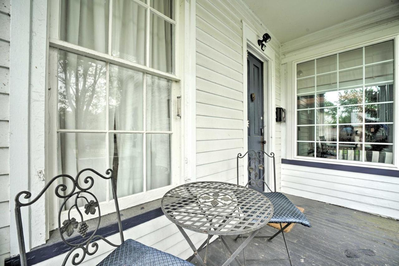 Romantic Apt Near Wineries, Golf And Lake Erie! Apartment Westfield Bagian luar foto